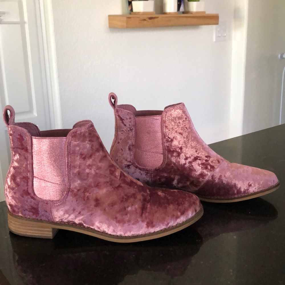 Toms Pink Velvet Chelsea Ankle Boots - Picture 2 of 7